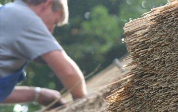 professional Saunderton thatchers